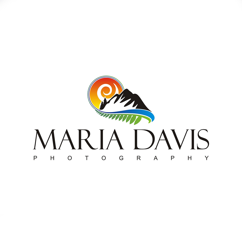 Vaughn Warren Maria Davis Photography logo